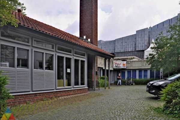 Foto des Gebäudes. Foto des Gebäudes.