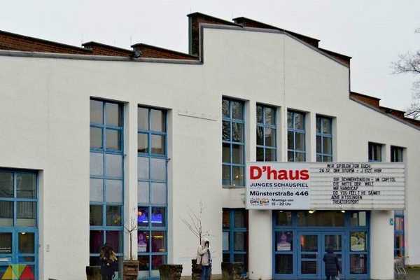 Foto des Gebäudes. Foto des Gebäudes.