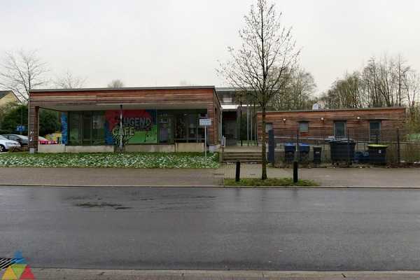 Foto des Gebäudes. Foto des Gebäudes.