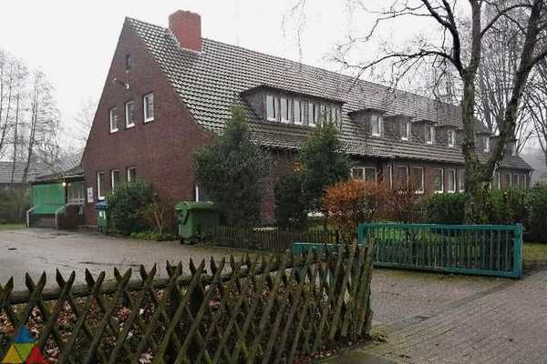 Foto des Gebäudes. Foto des Gebäudes.