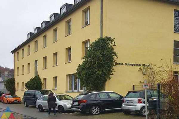 Foto des Gebäudes. Foto des Gebäudes.