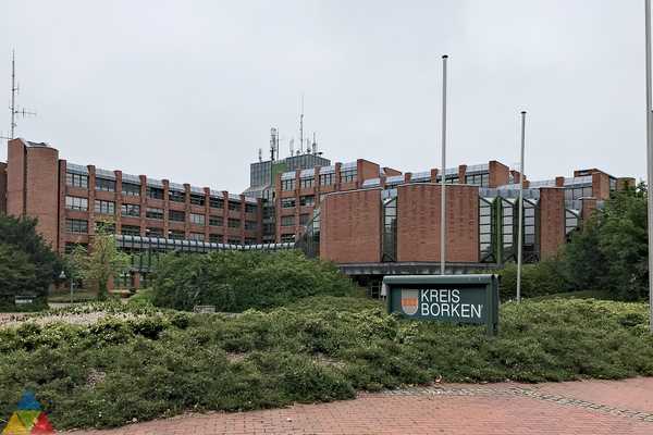 Foto des Gebäudes. Foto des Gebäudes.