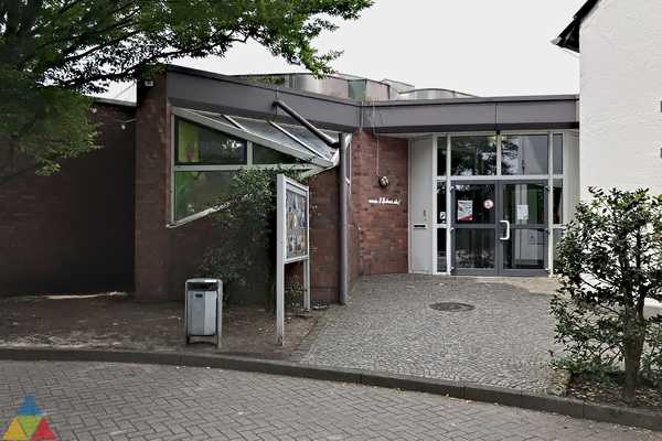 Foto des Gebäudes. Foto des Gebäudes.